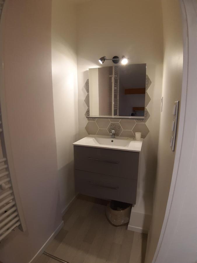 Appartement T2 Au Coeur Du Village Cleon-d'Andran المظهر الخارجي الصورة